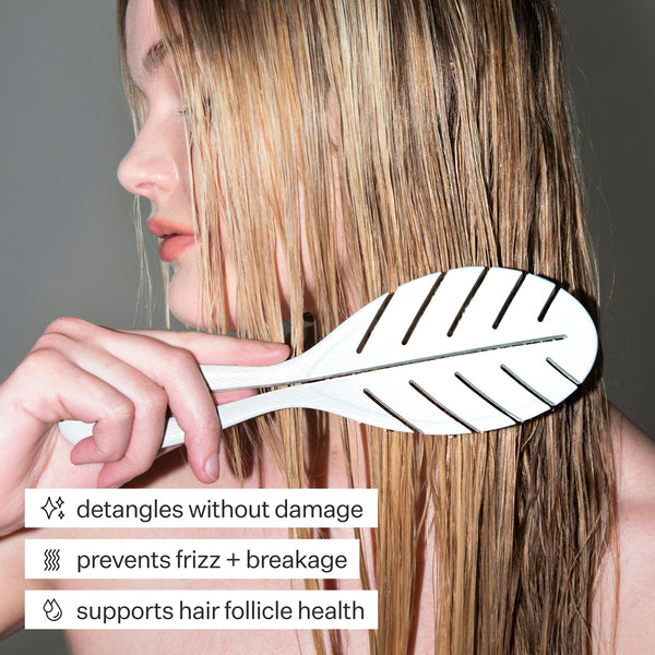 Infographic describing Act+Acre Detangling Hair Brush benefits